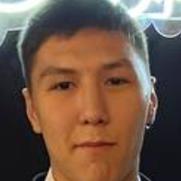 Нурмаков  Роман Арсенович